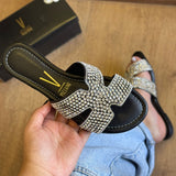 Sandália Rasteira Cravejada Vizzano (Oferta de Atualização de estoque)