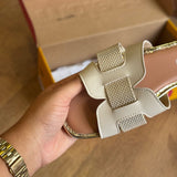 Sandália Moleca Rasteira Brilhosa