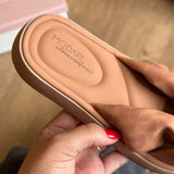 Sandália Modare Detalhe De Laço Oncinha